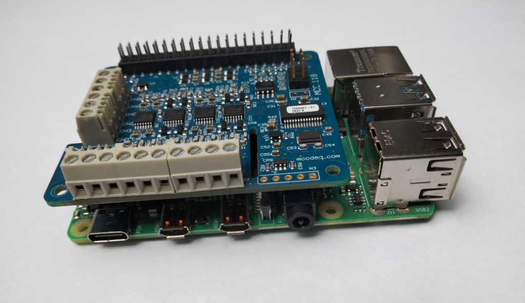 MCC 118 connected to a Raspberry Pi